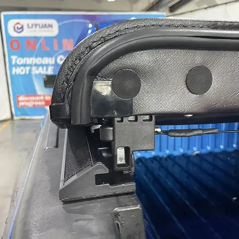 Soft Roll Up Tonneau Cover for Nissan Suzuki